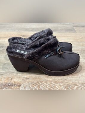NEW Vintage Skechers Faux Fur Line Platform Clog Mules Brown Size 9